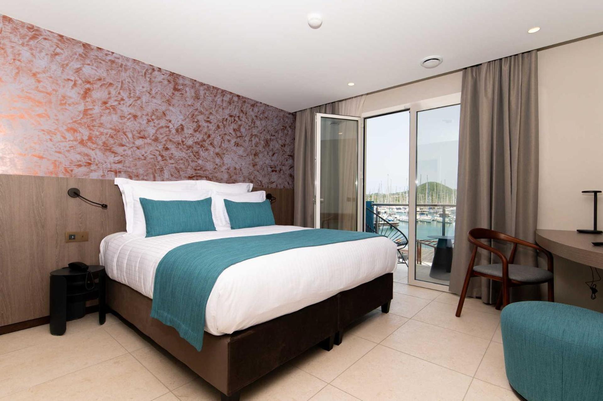 Sable Bleu Boutique 4*