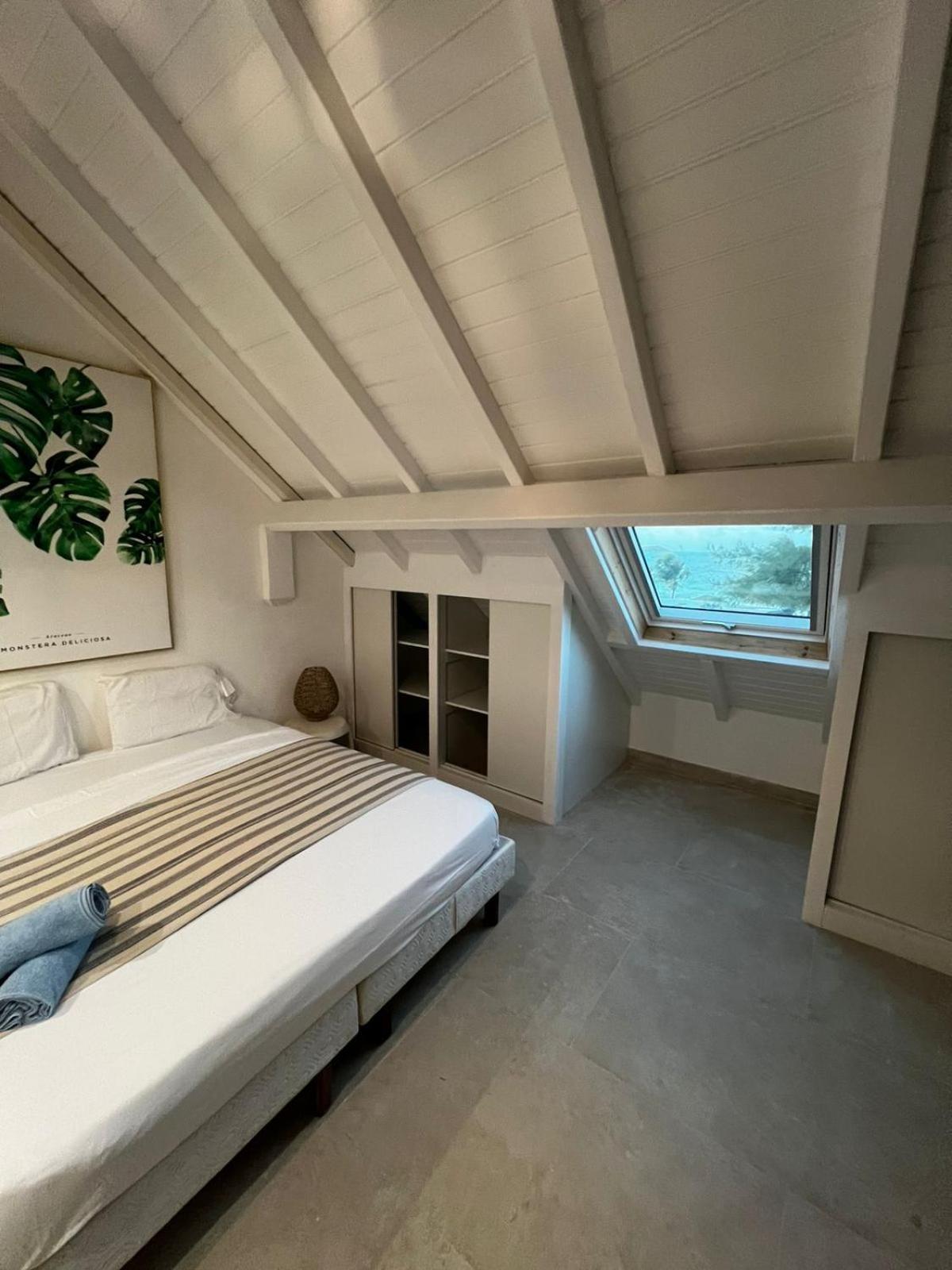 5 Bed-rooms Beach-front Duplex Of 189 M2 At Orient