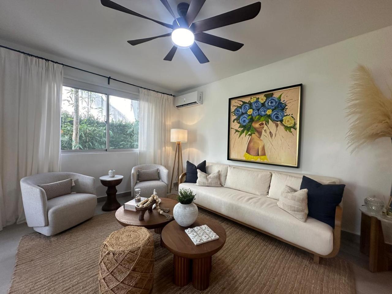 Luxury 2 Bedroom Apt, 1 Min Walk To Punta Popy Beach, Pool, Ac, Fast Wifi, In Terrenas Apartment Las Terrenas