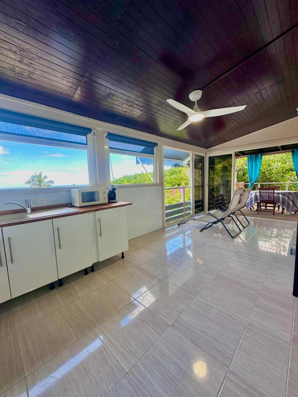 Apartment Le Mahogany Sur La De Petit-anse