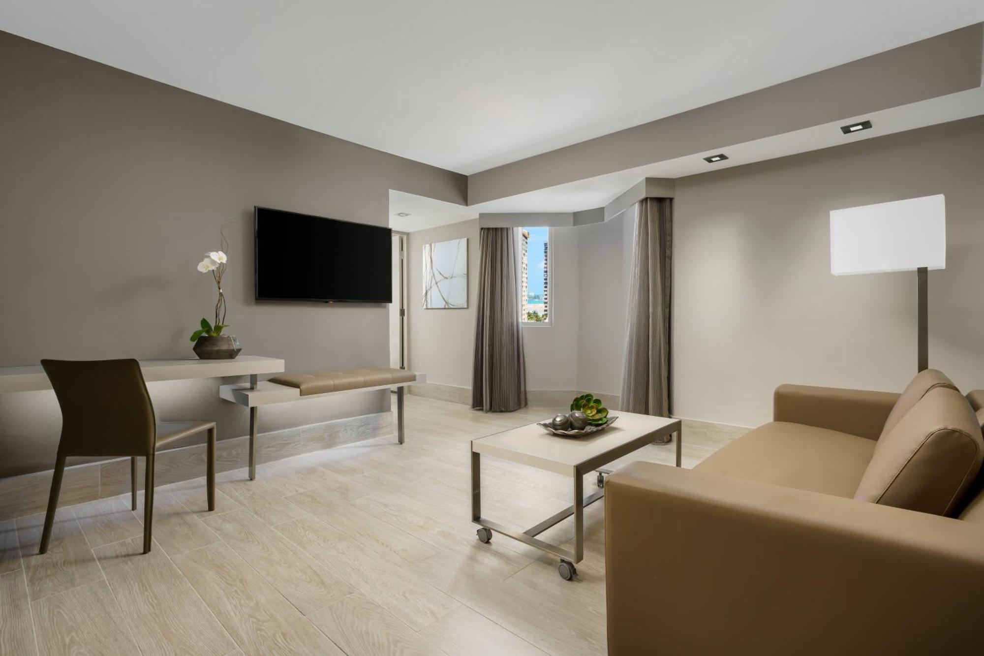Hotel Ac By Marriott Condado