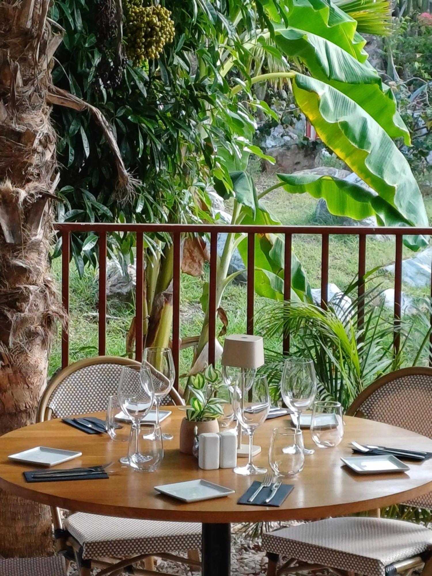 Hotel Orient Bay Palm Court 4 Stars 4*