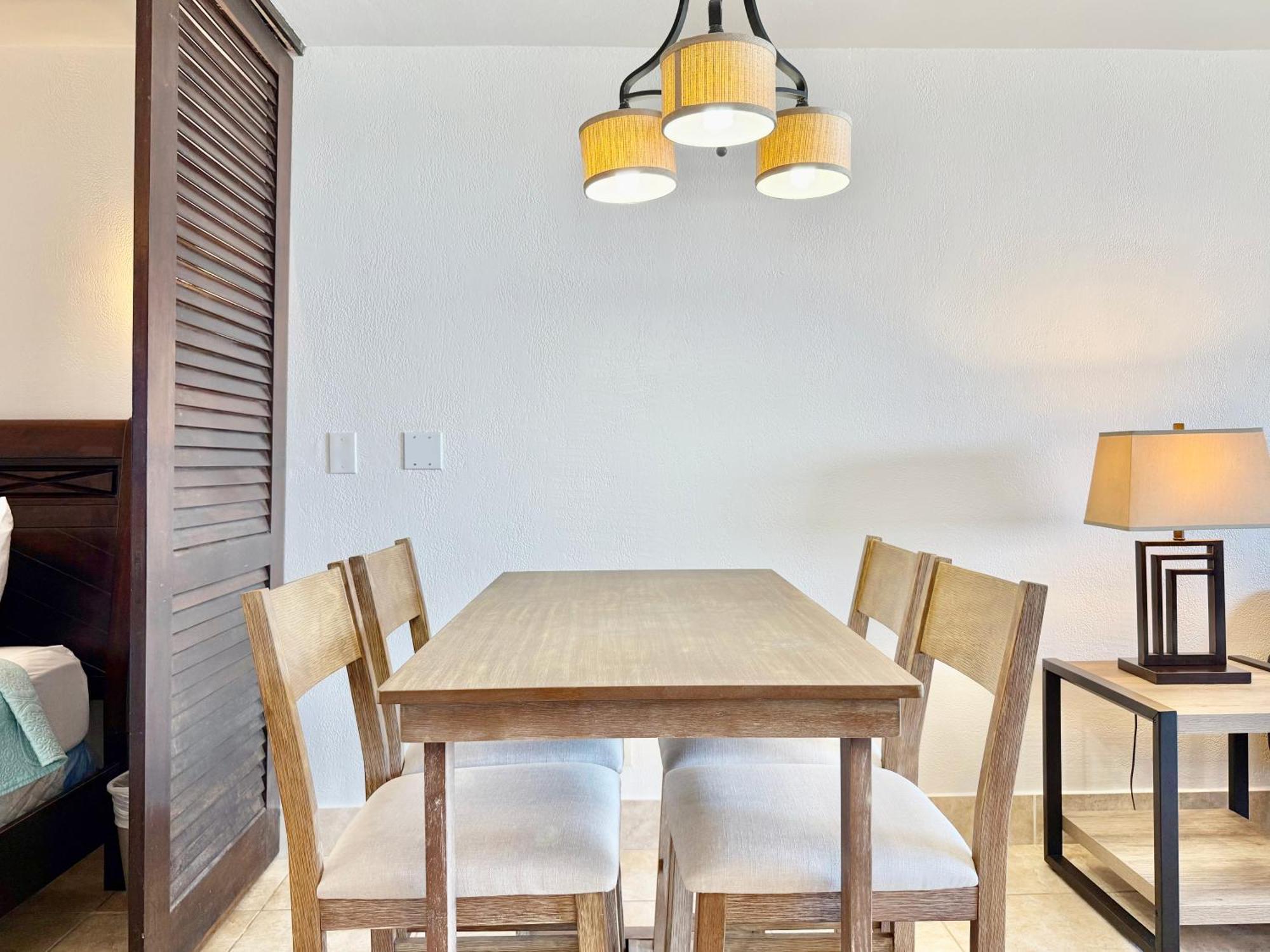 Sapphire Beachfront Free Wi - Fi! - Save! East End (Saint Thomas)