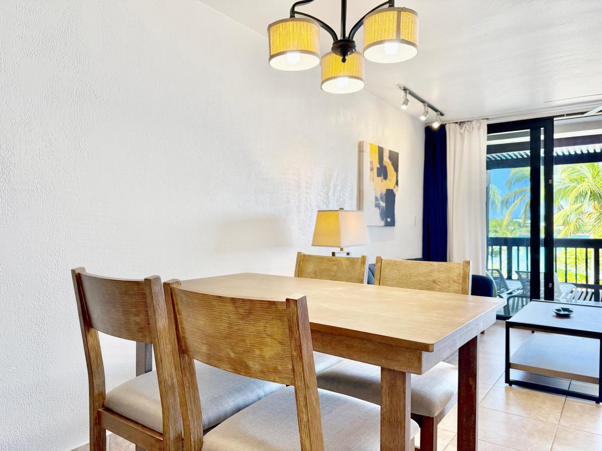 Apartment Sapphire Beachfront Free Wi - Fi! - Save!