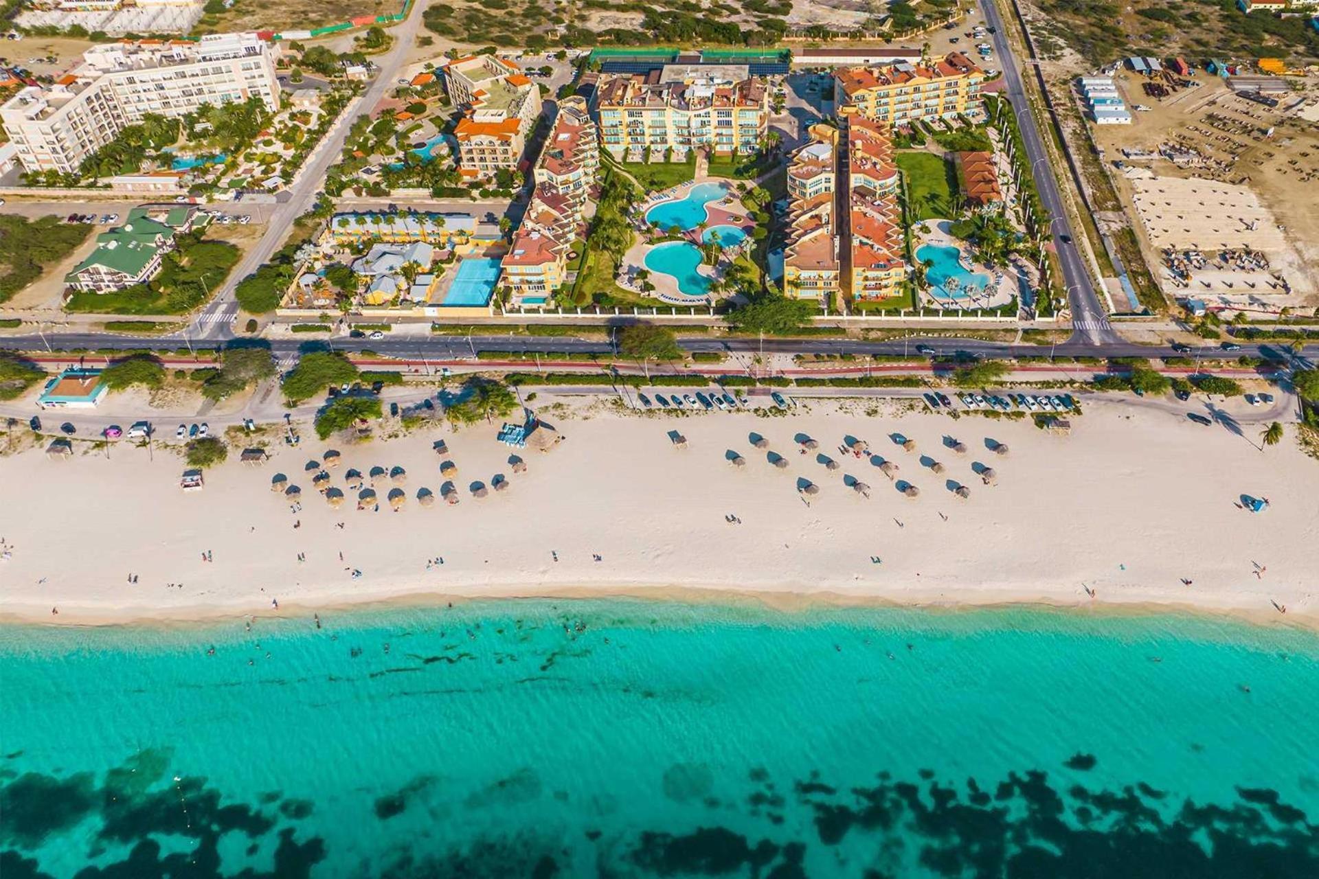 Beachfront - Summer View 2br - A244 Holiday home