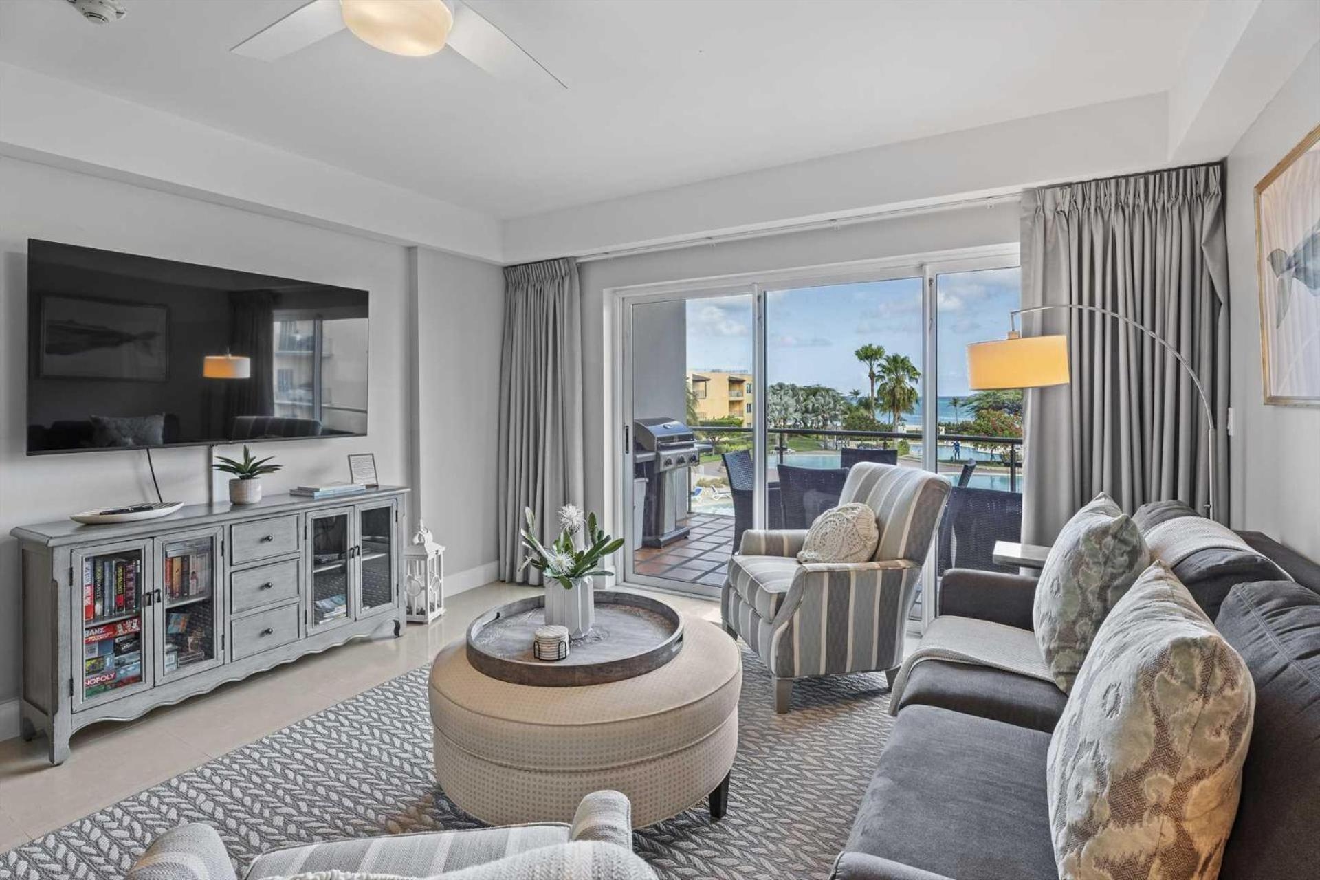 Beachfront - Summer View 2br - A244
