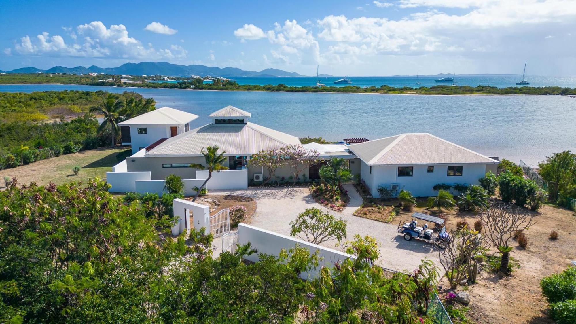 Songbird 4 Bedroom Anguilla Apartment The Valley