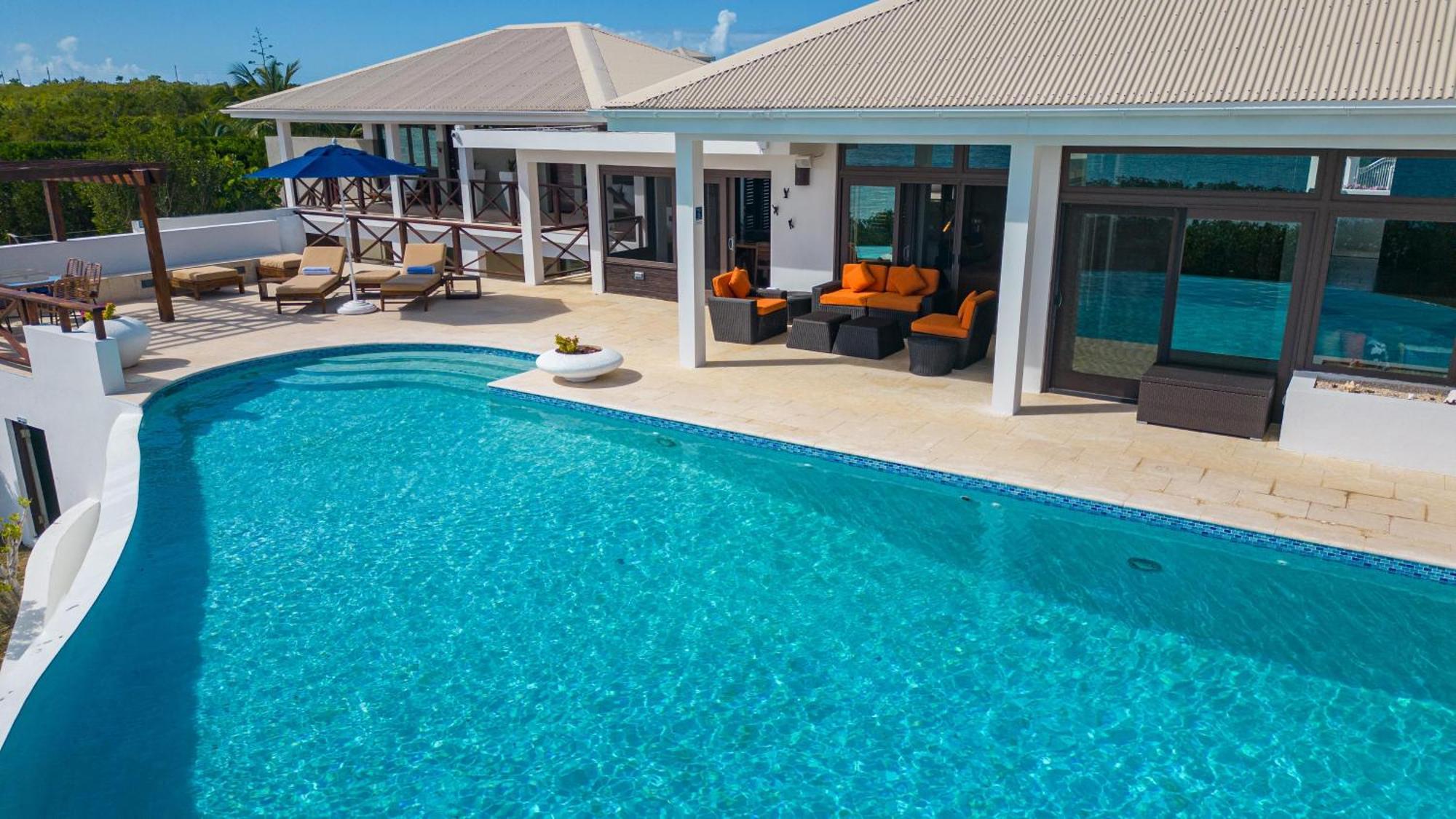 Songbird 4 Bedroom Anguilla Apartment The Valley