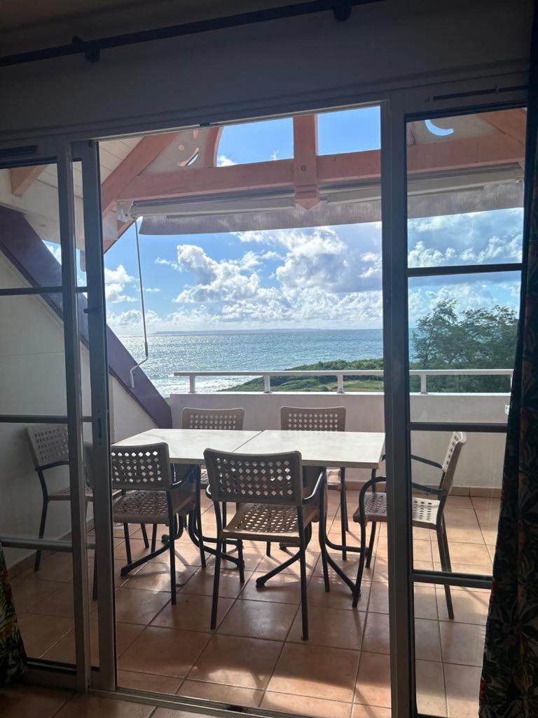 Apartment T3 Village Sainte-anne Courcelles