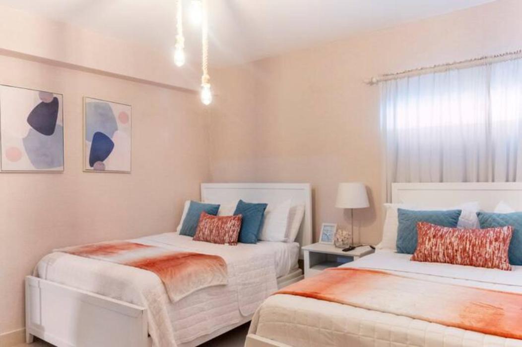 Luxury Beachfront 2br At Olas, *