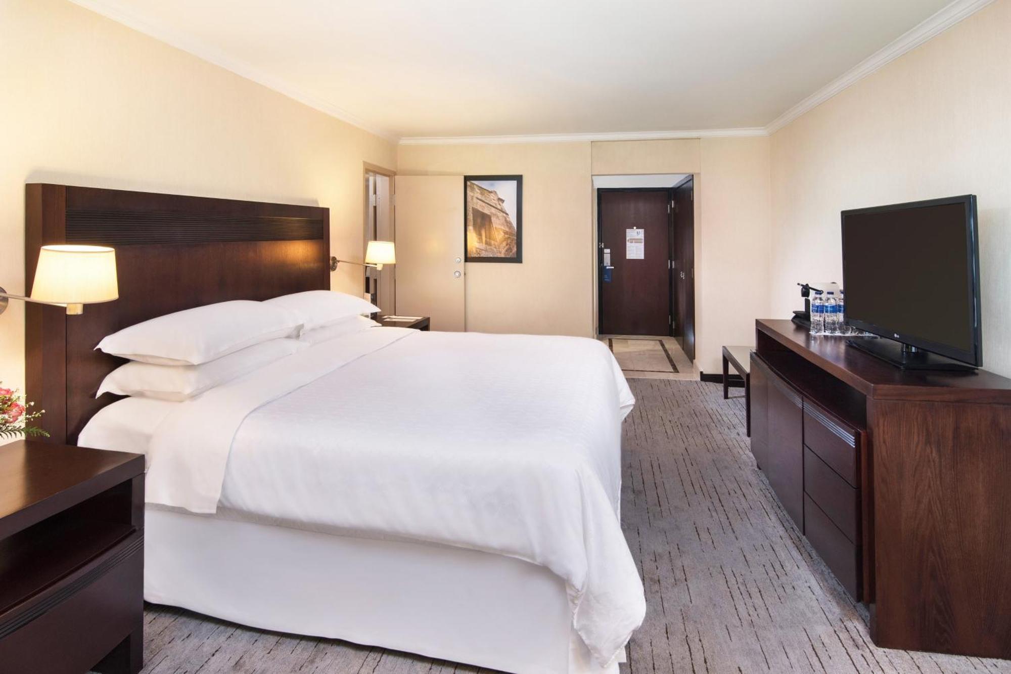 Sheraton 5*