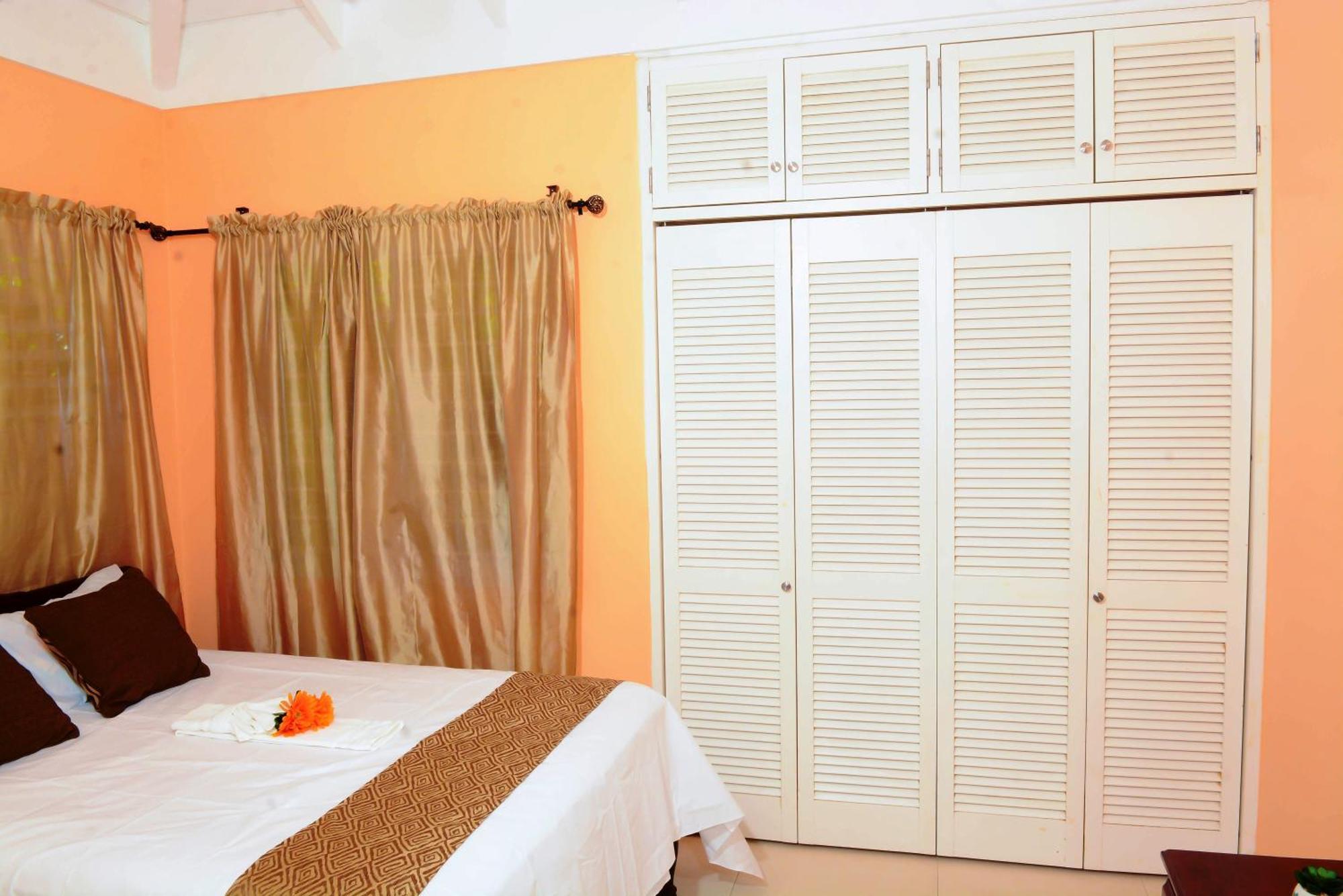 Palms Apartment *