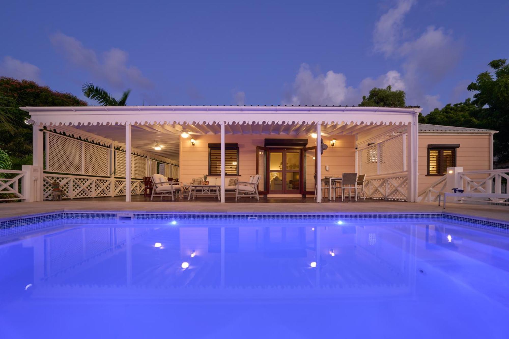 Rare 3 Bedroom Ocean View With Private Pool * Dickenson Bay