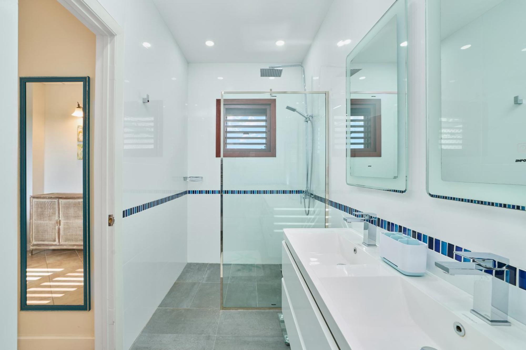 Rare 3 Bedroom Ocean View With Private Pool *