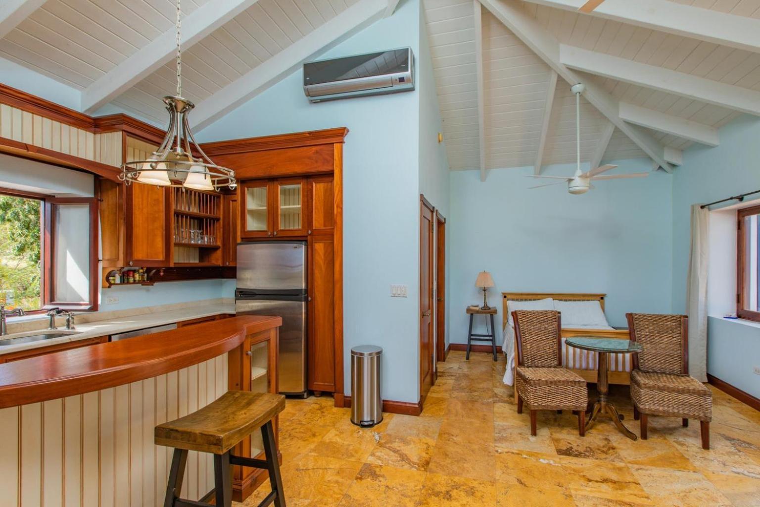 Pousada Welcome To Walk To The Located Walking Distance To The And Caye Marina Christiansted