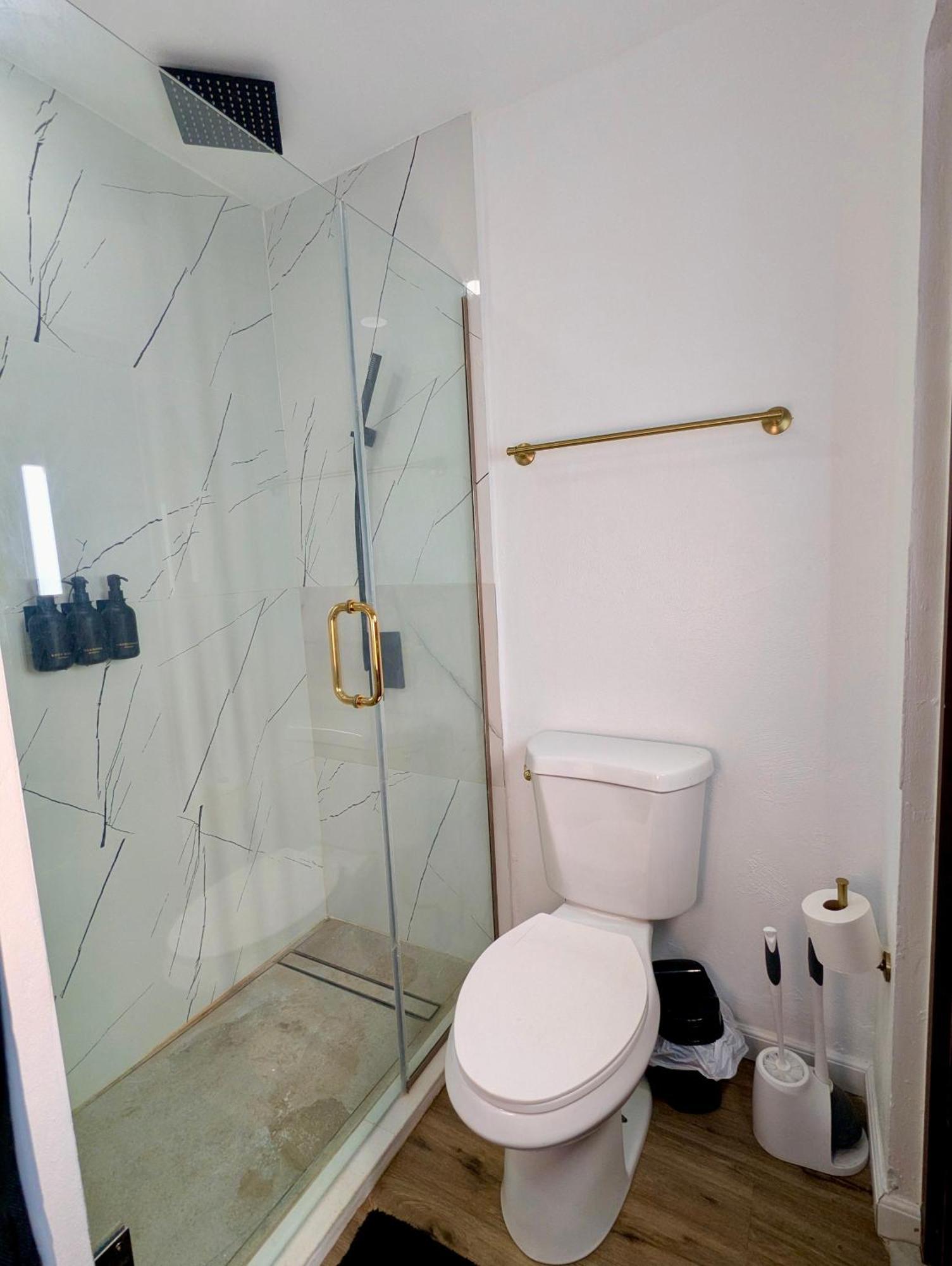 Apartamento Modern Oceanfront Arecibo