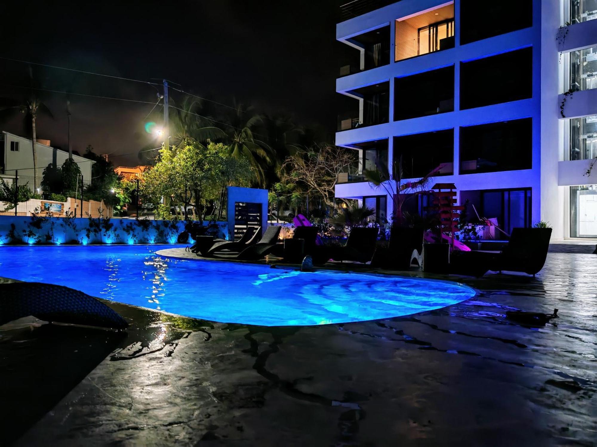 Surf One Hotel *