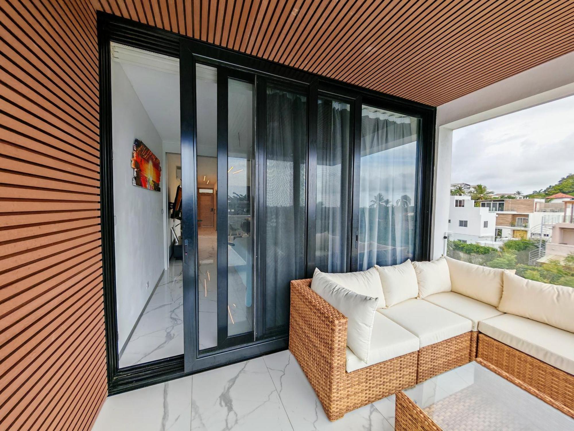 Hotel Surf One