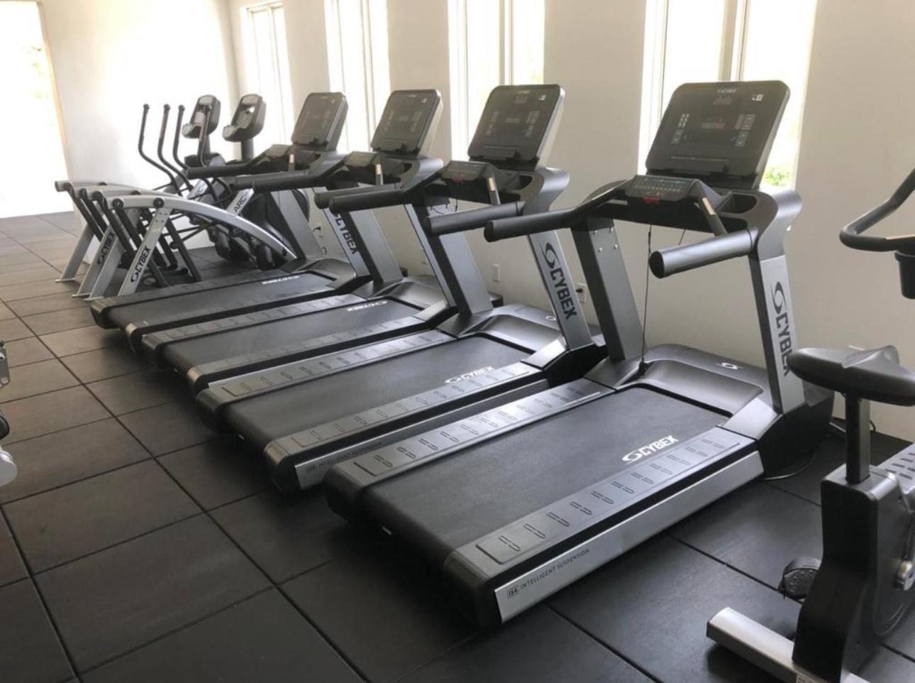 Villa Westmoreland Hills - Mount Standfast - St - Full Gym Membership