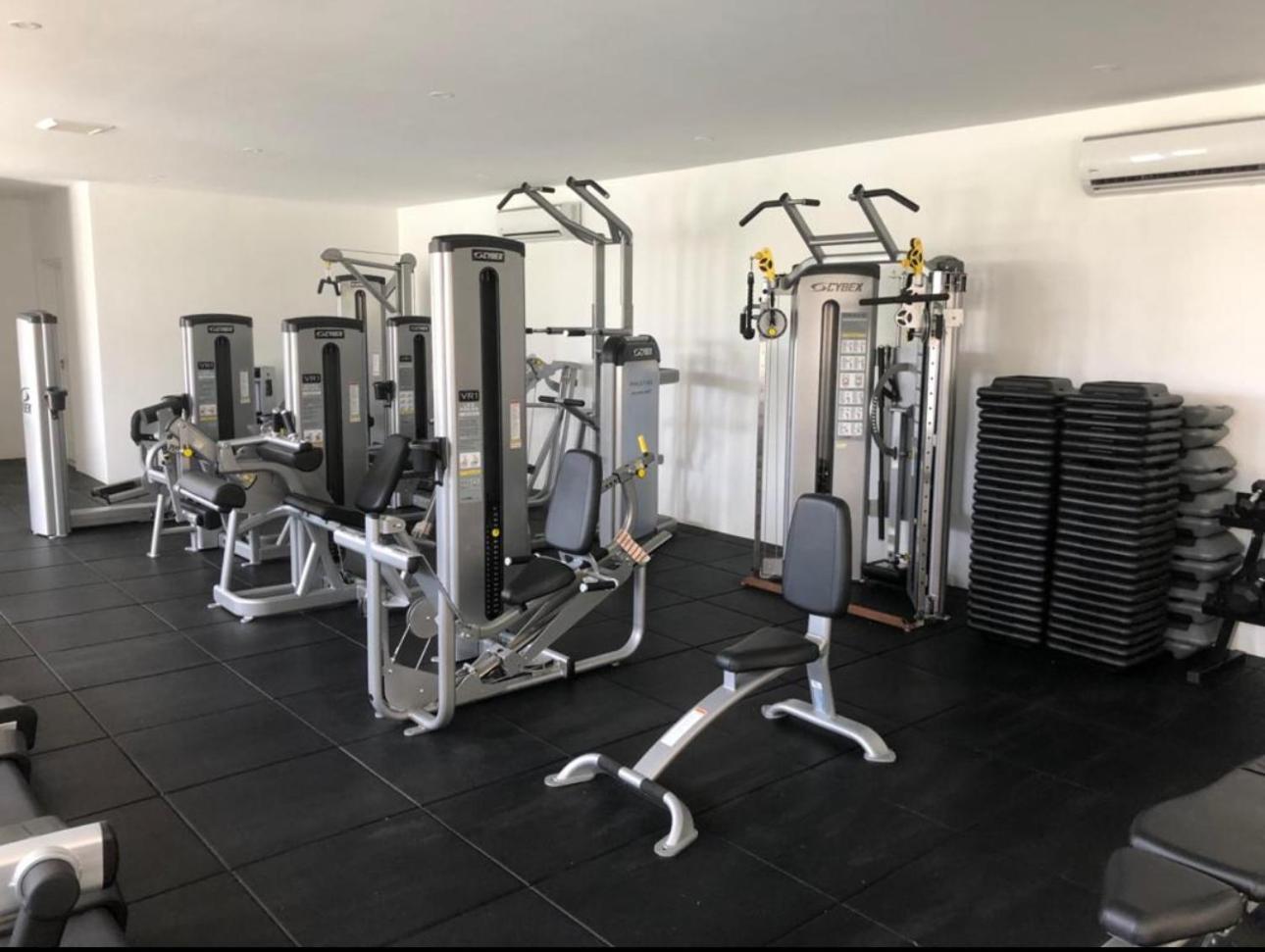 Villa Westmoreland Hills - Mount Standfast - St - Full Gym Membership *