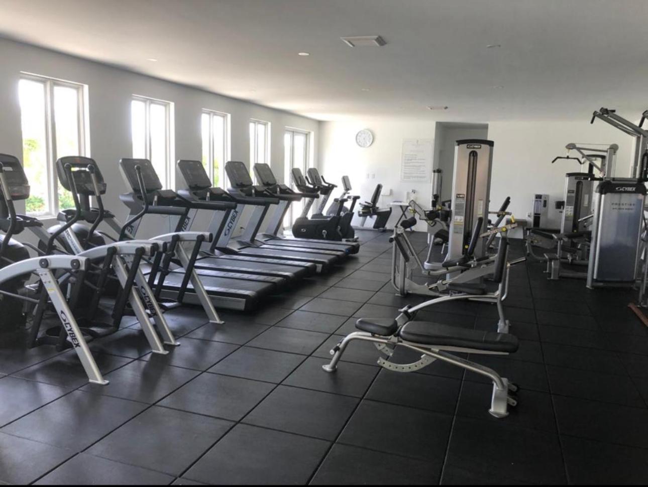 Villa Westmoreland Hills - Mount Standfast - St - Full Gym Membership