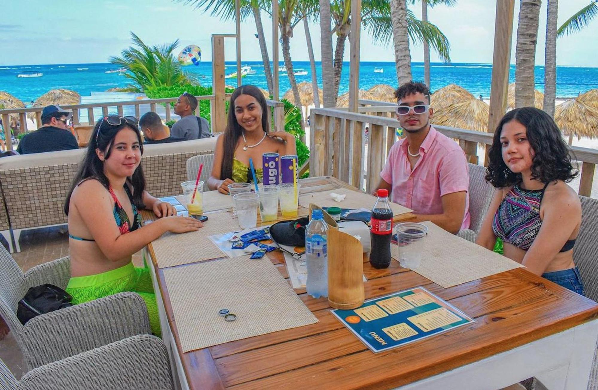 Los Corales And - Beach Club, Spa, Restaurants Punta Cana