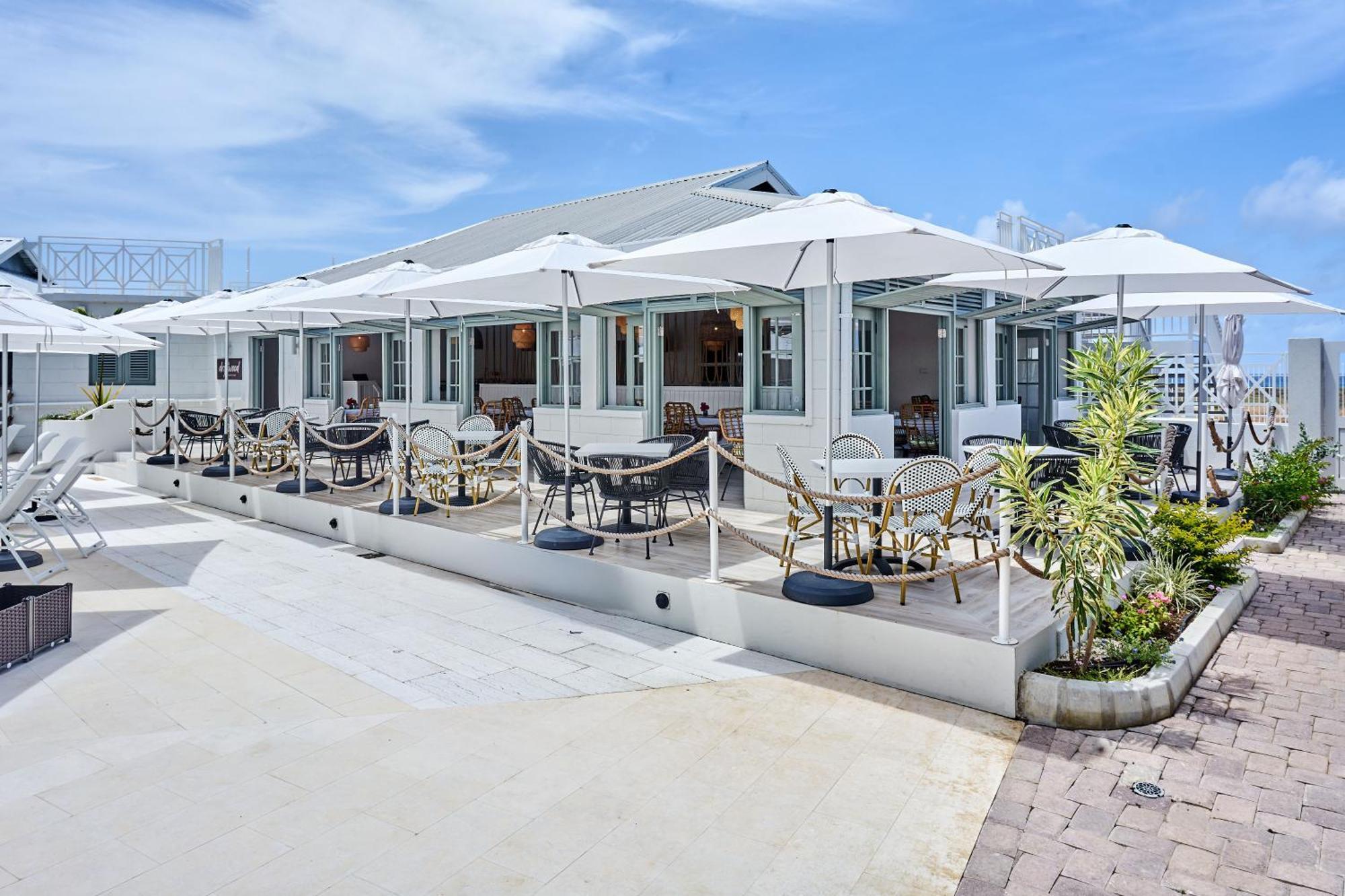 South Point Inc Hotel *