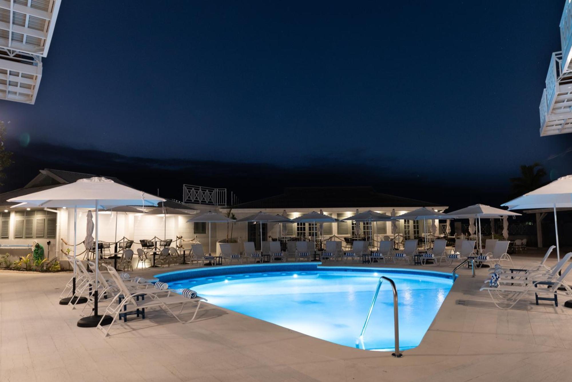 South Point Inc Hotel *
