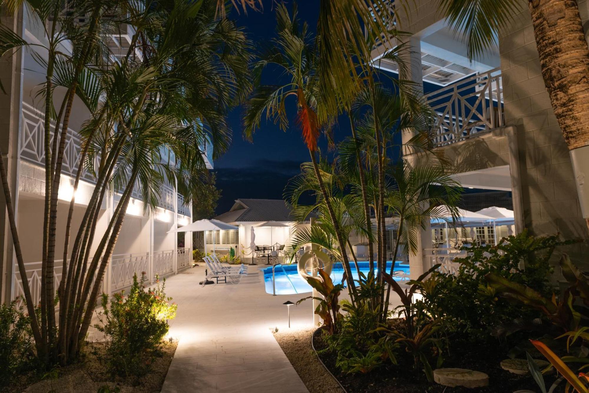 South Point Inc Hotel *