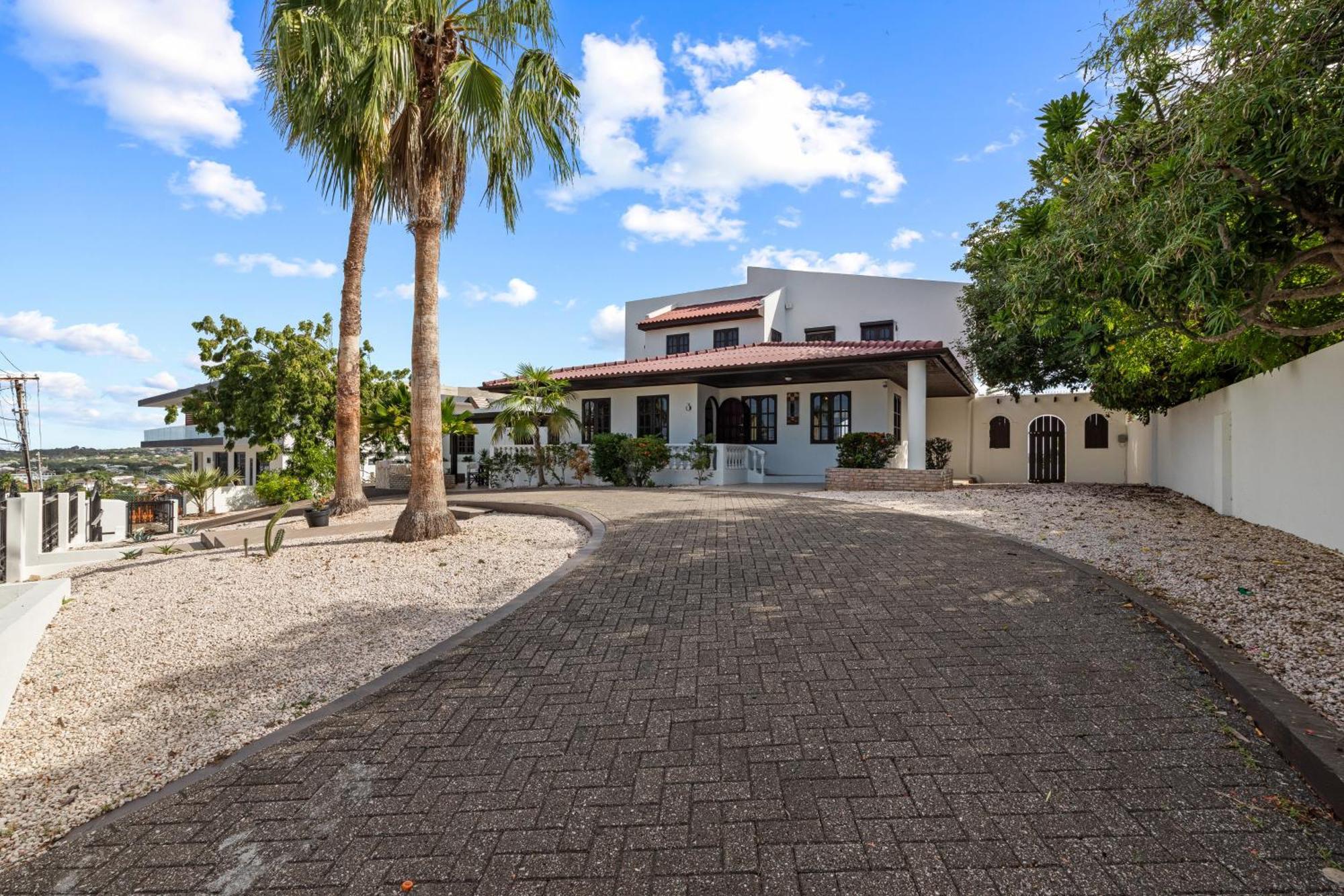 Villa Million Dollar View Spanish Hacienda Style Luxury In
