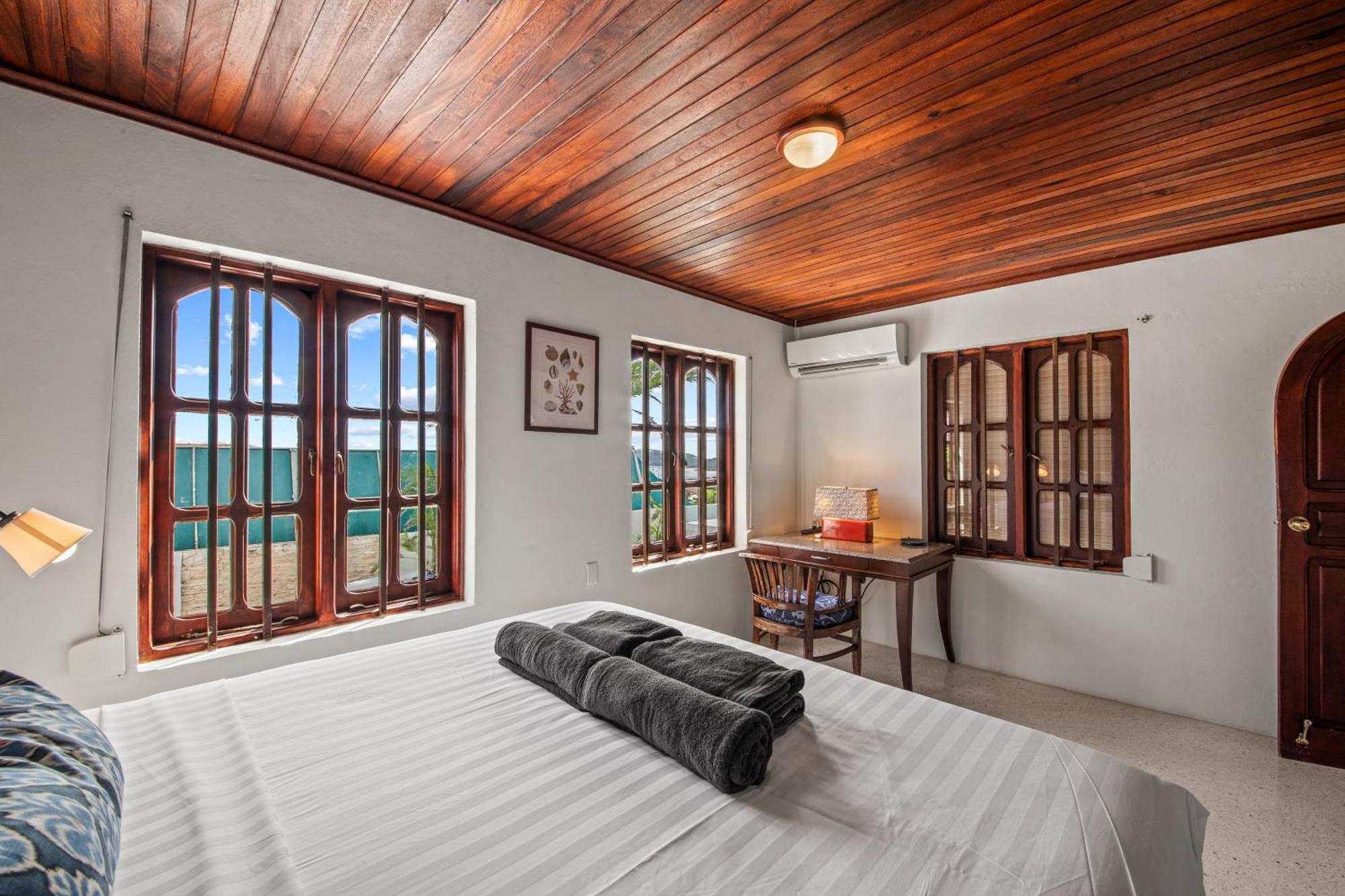 Villa Million Dollar View Spanish Hacienda Style Luxury In