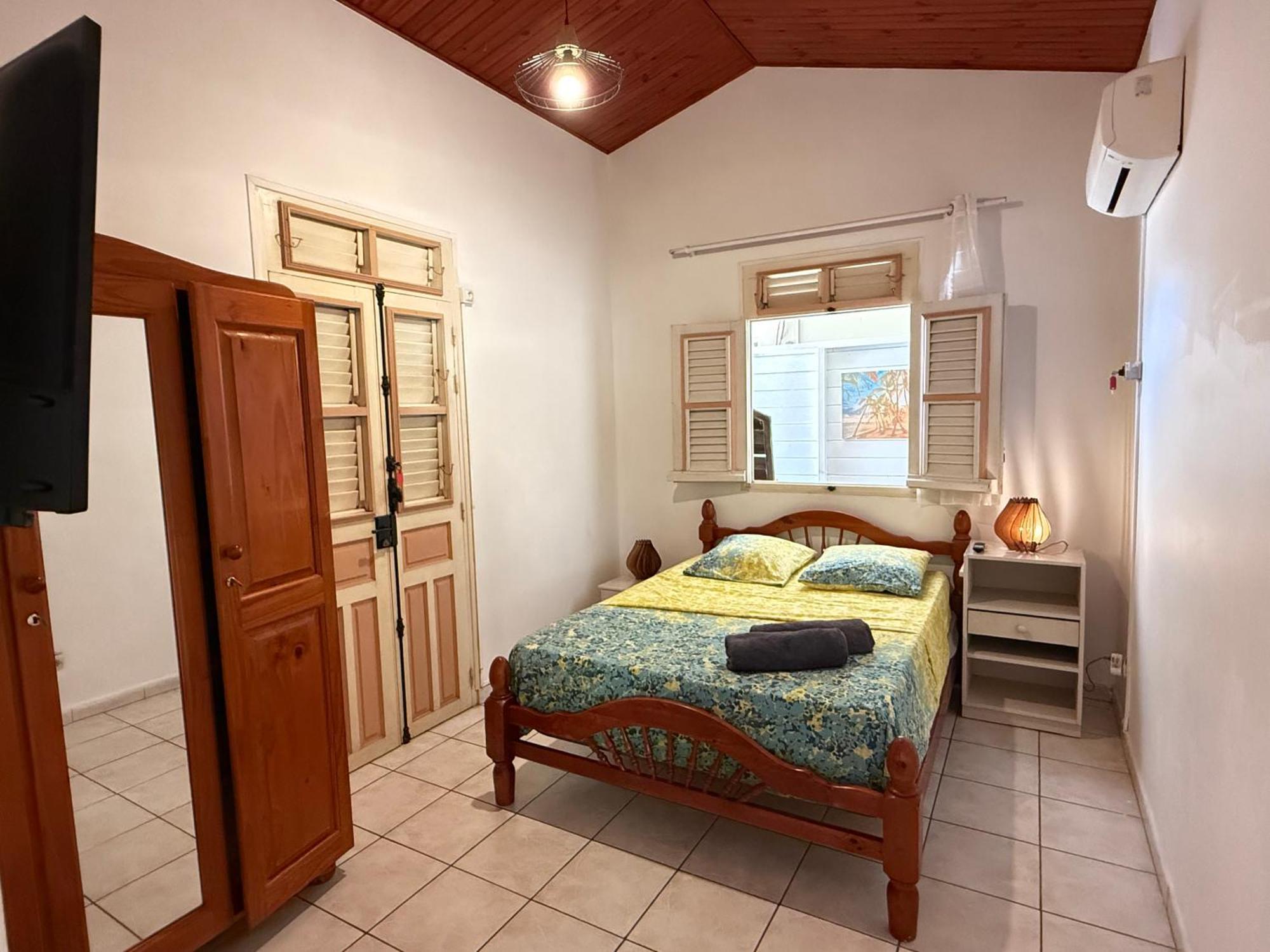 T2 Bis - 50m Du Bourg De St-anne Apartamento