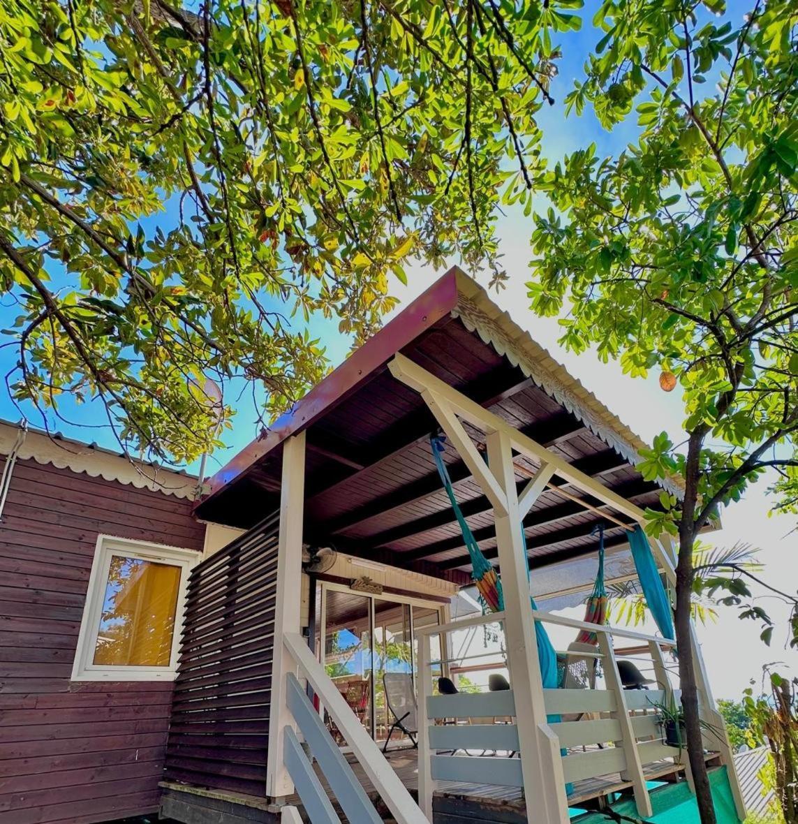 Apartment Le Mahogany Sur La De Petit-anse *