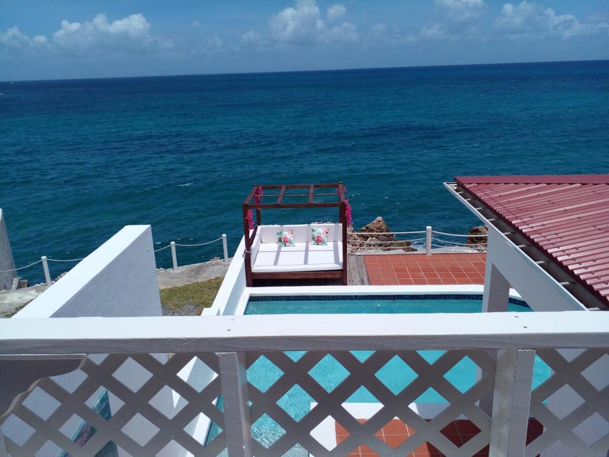 Oceanfront Villa Simpson Bay