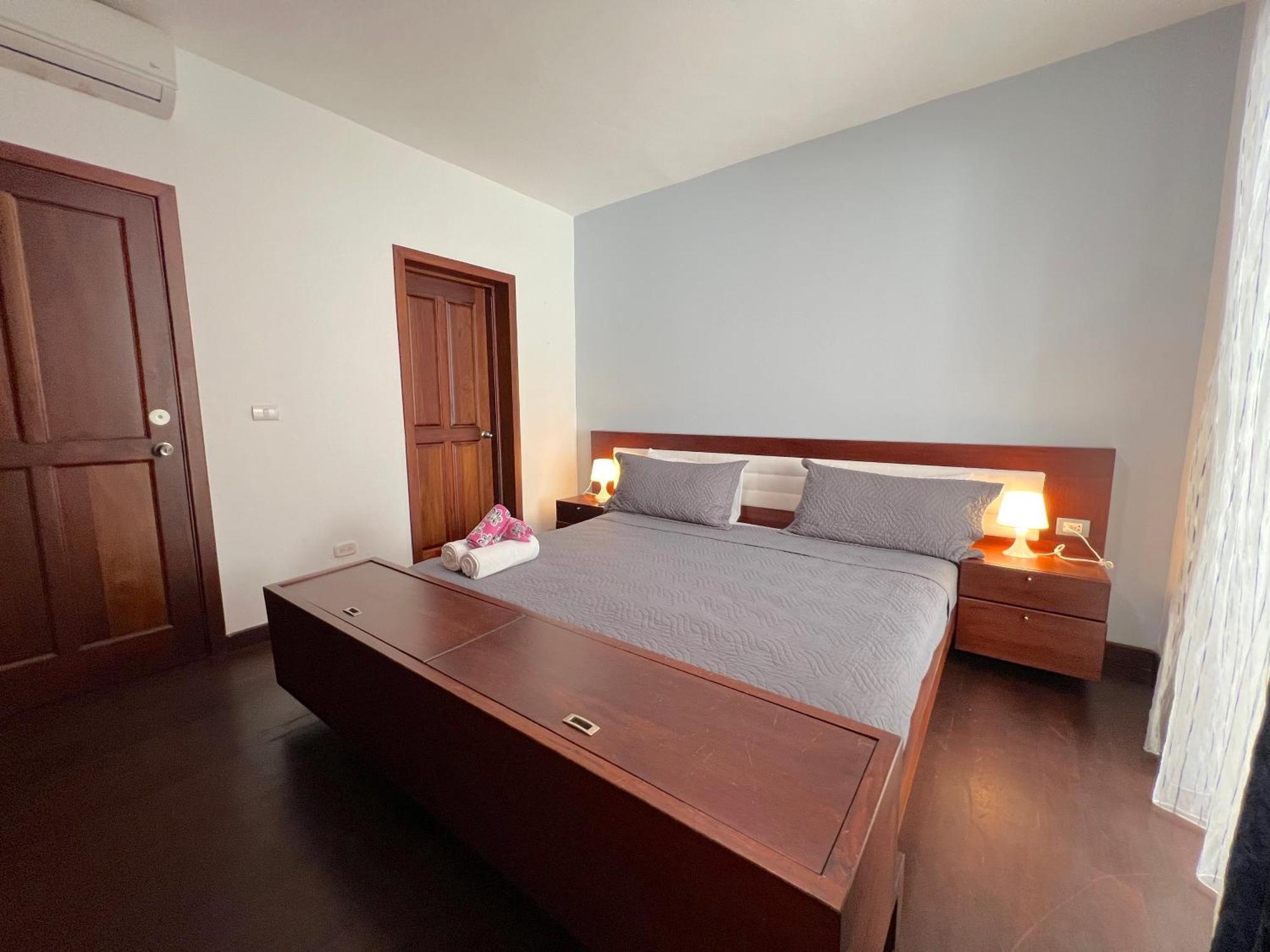 Los Corales And - Beach Club, Spa, Restaurants