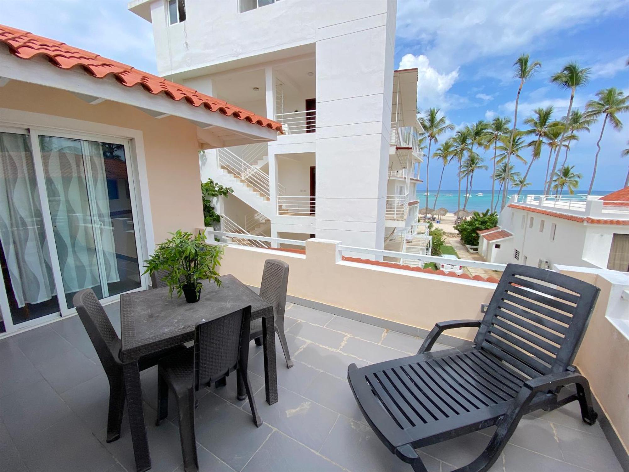 Los Corales And - Beach Club, Spa, Restaurants Hotel