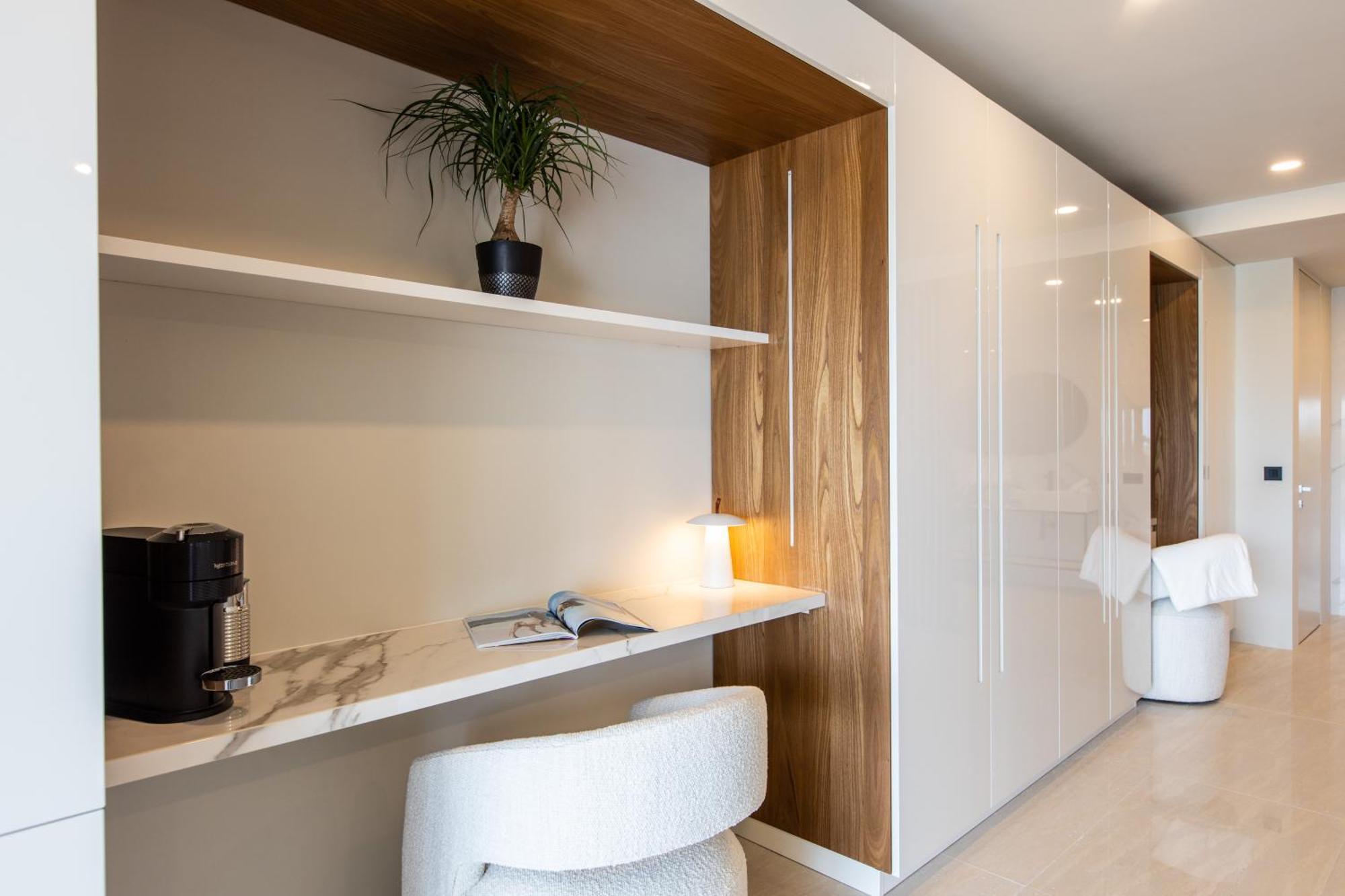 Aparthotel Aura