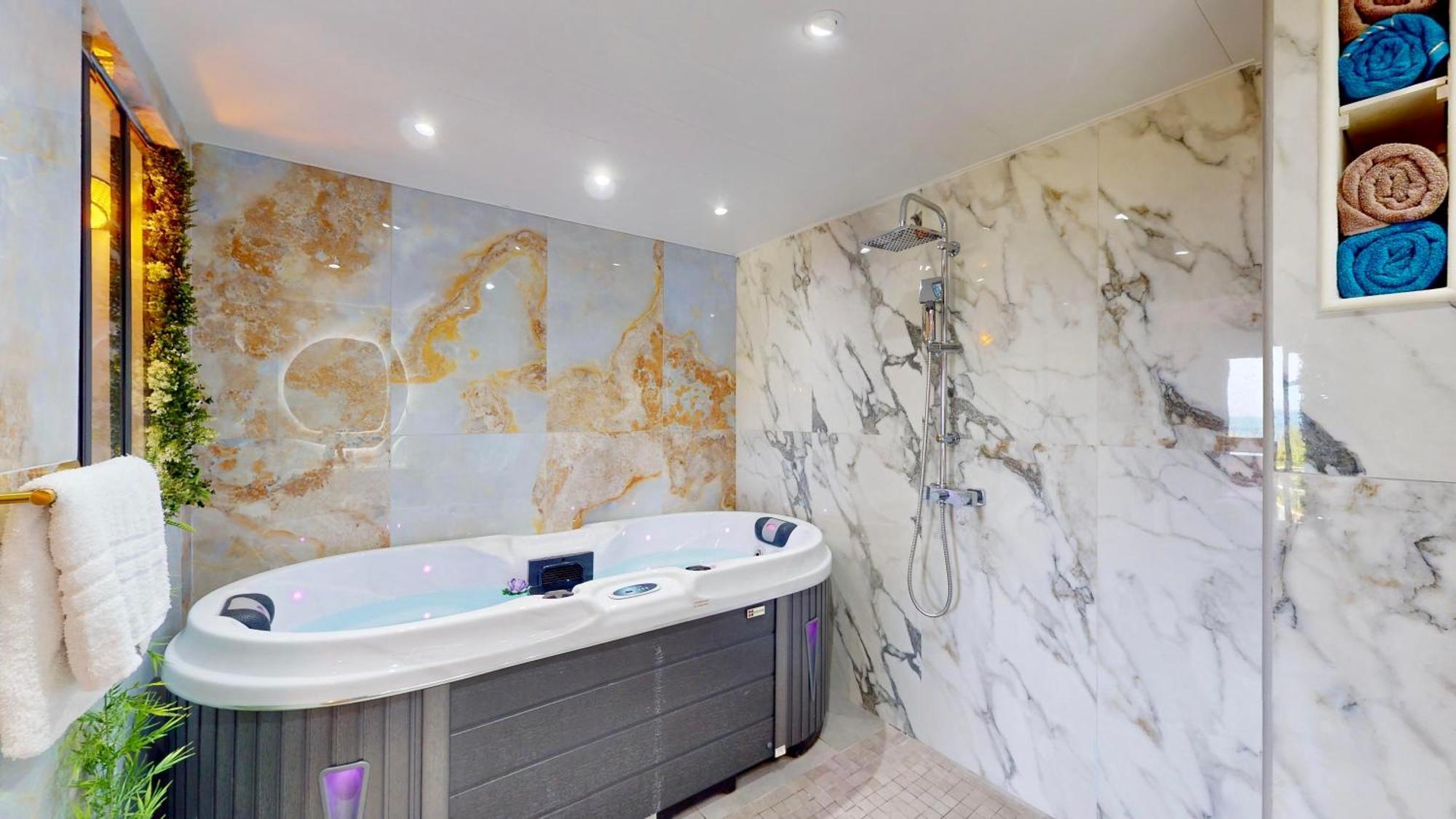 Aparthotel 150 De Grey Pour 2 Avec Spa, Vue Sur La Trinité