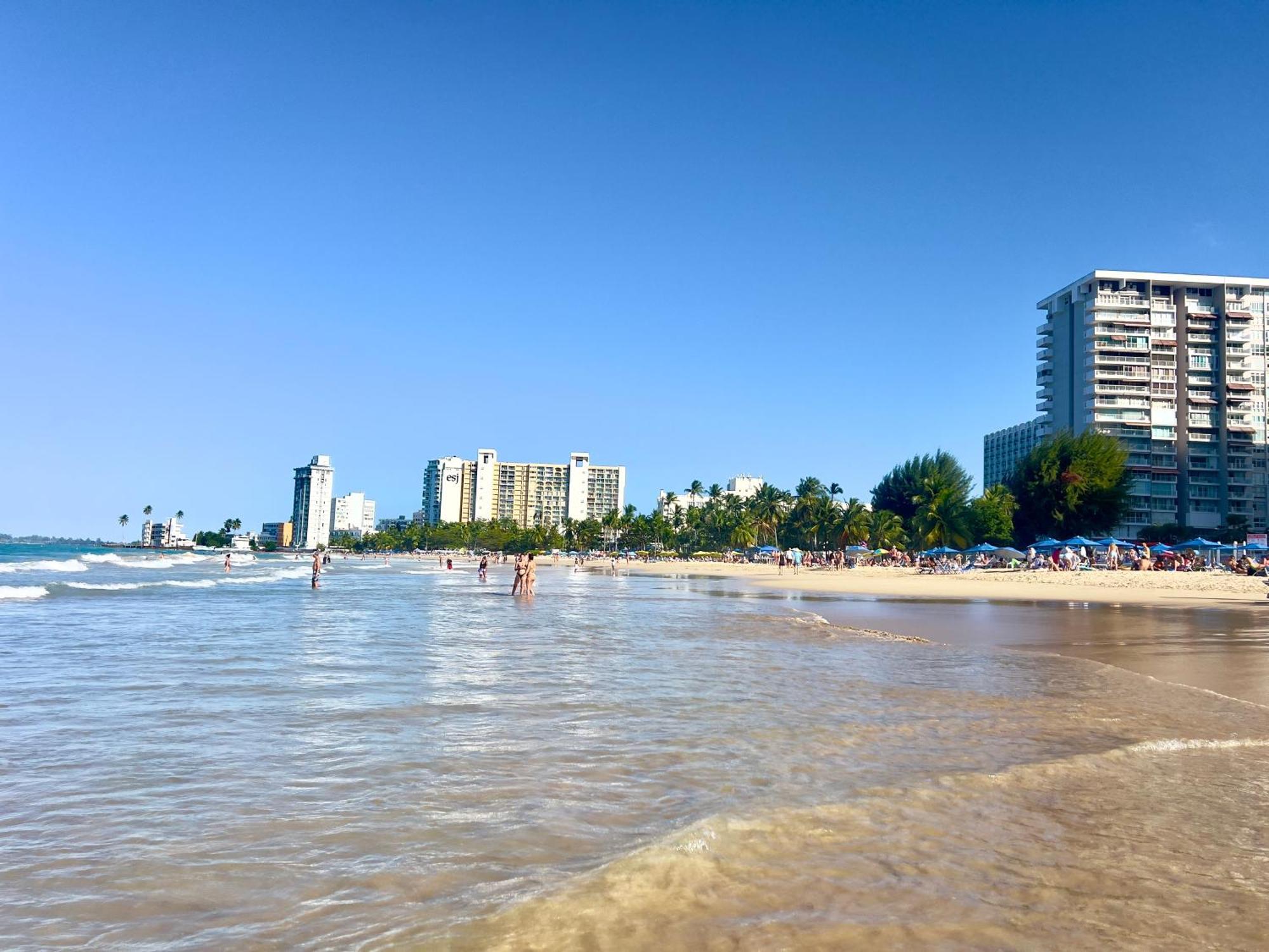 Apartment Beachfront Tropical Tantra