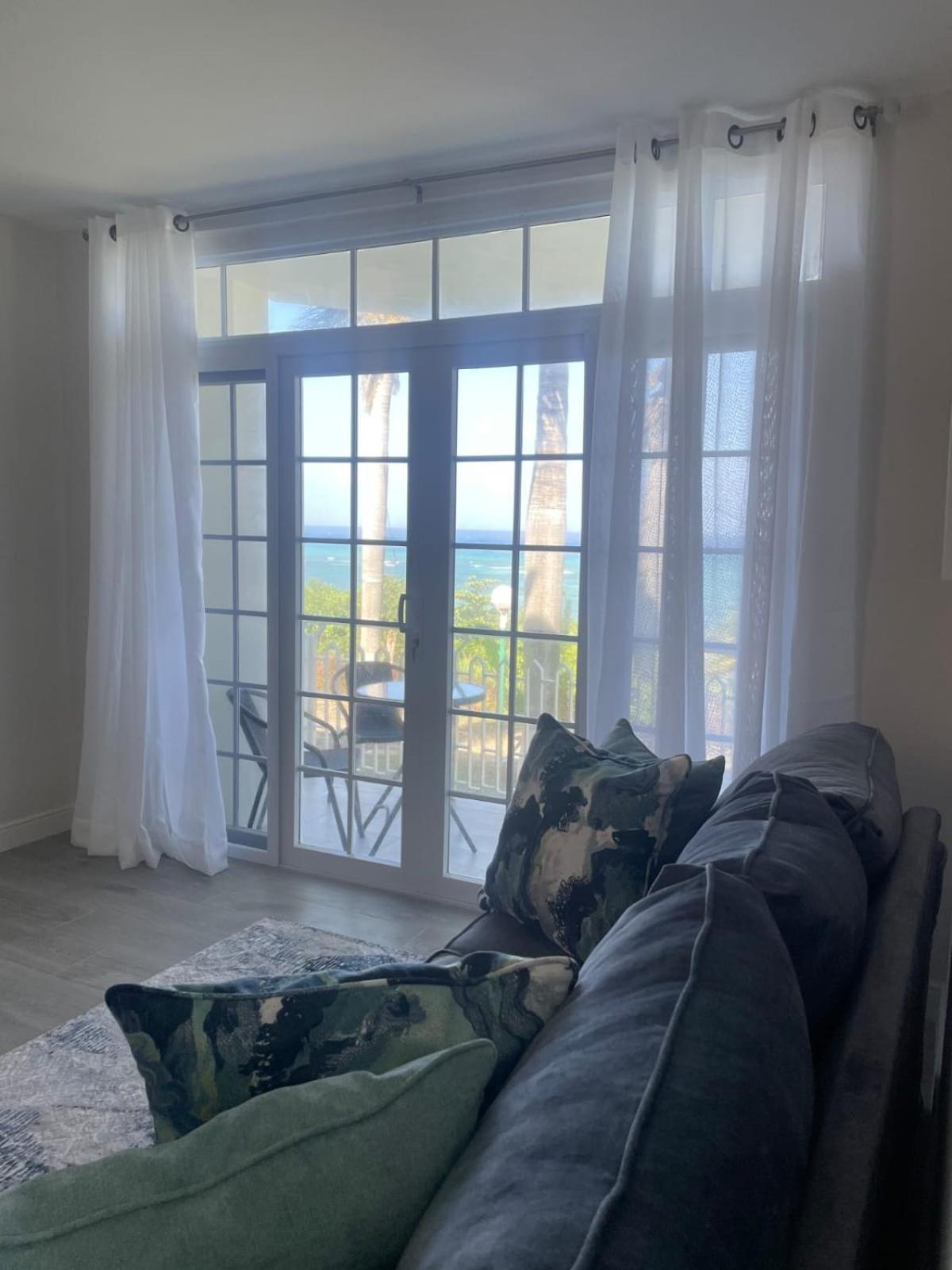 A Cozy At Sea Castles Apartment Montego Bay