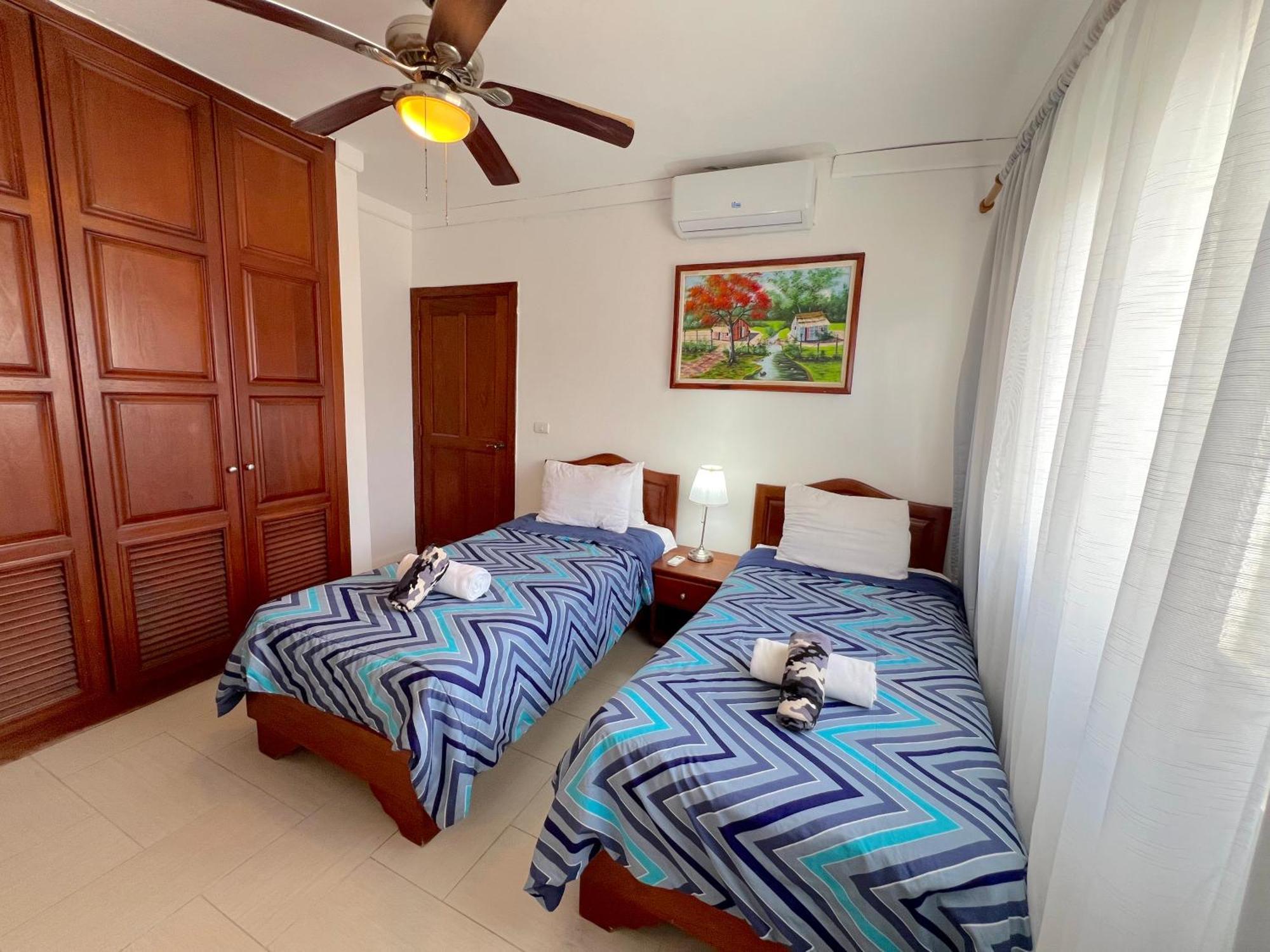 Los Corales And - Beach Club, Spa, Restaurants Punta Cana