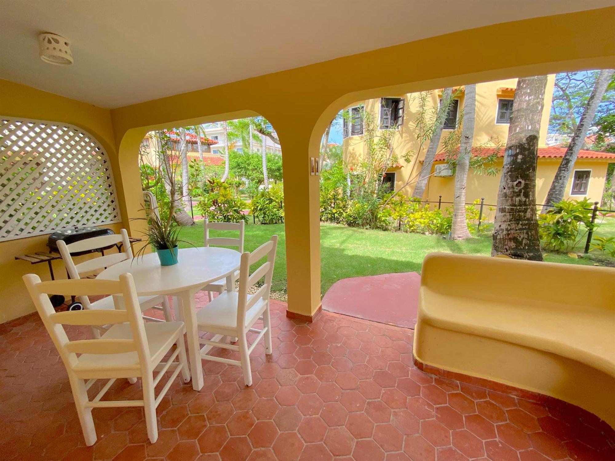 Los Corales And - Beach Club, Spa, Restaurants Hotel Punta Cana