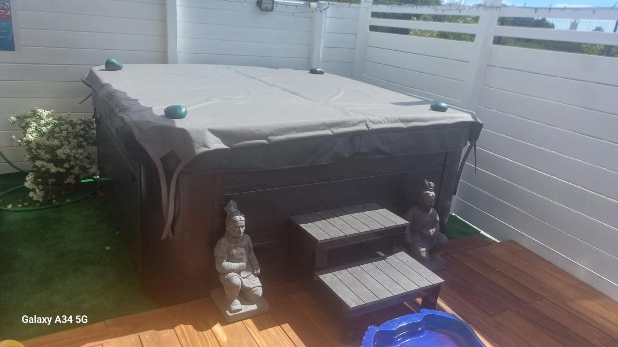 Capra Pomme Surette Holiday home Bouillante