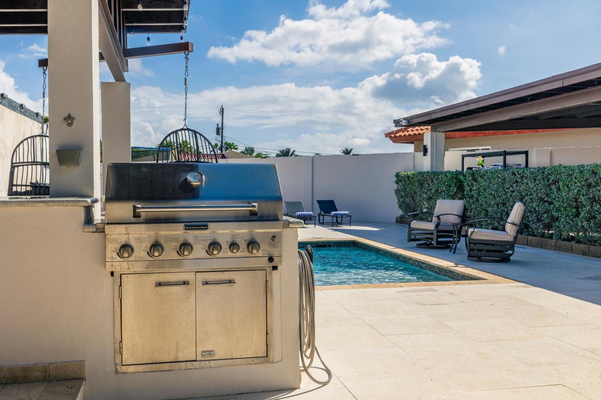New Tropical Indulgence Sotto Del Sol 7br By Bocobay Villa *