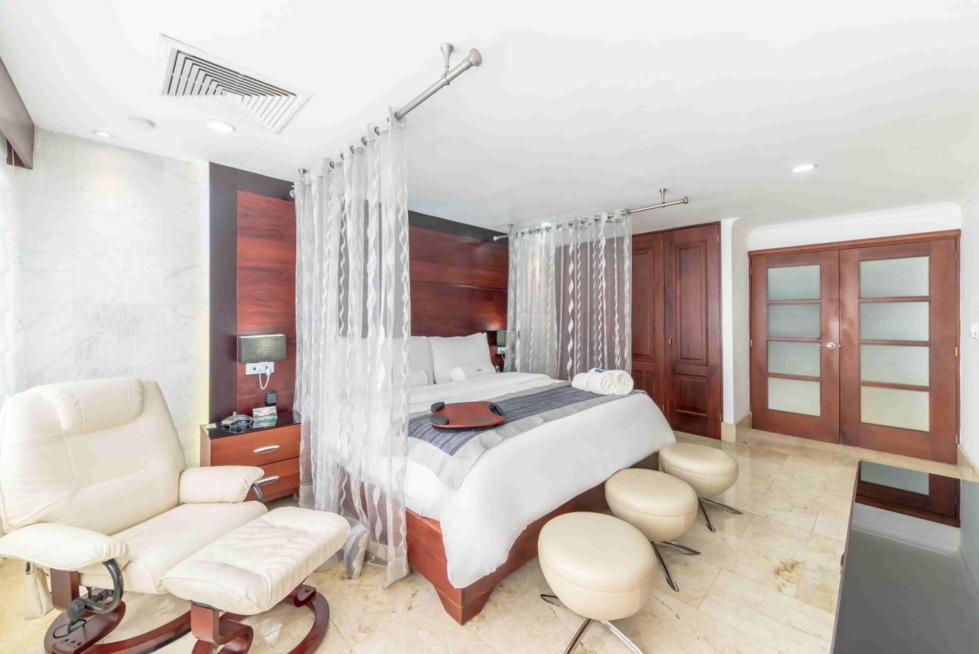 Hodelpa Gran Almirante Hotel