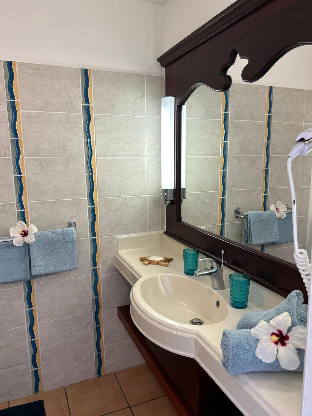 Apartment Ti Cocotier Vue 2 A 6 Personnes Village Pierre Et *
