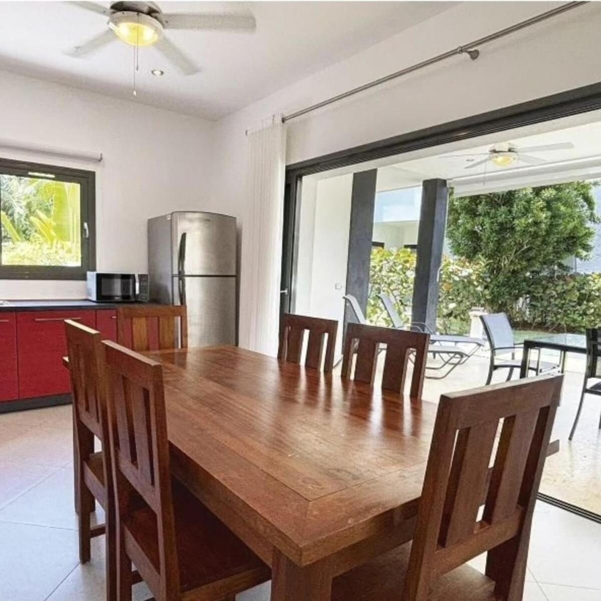 Apartment A Quiet Retreat In Paradise - 2 Bedroom 2 Pools, Wifi, Ac, Private Hot Tub
