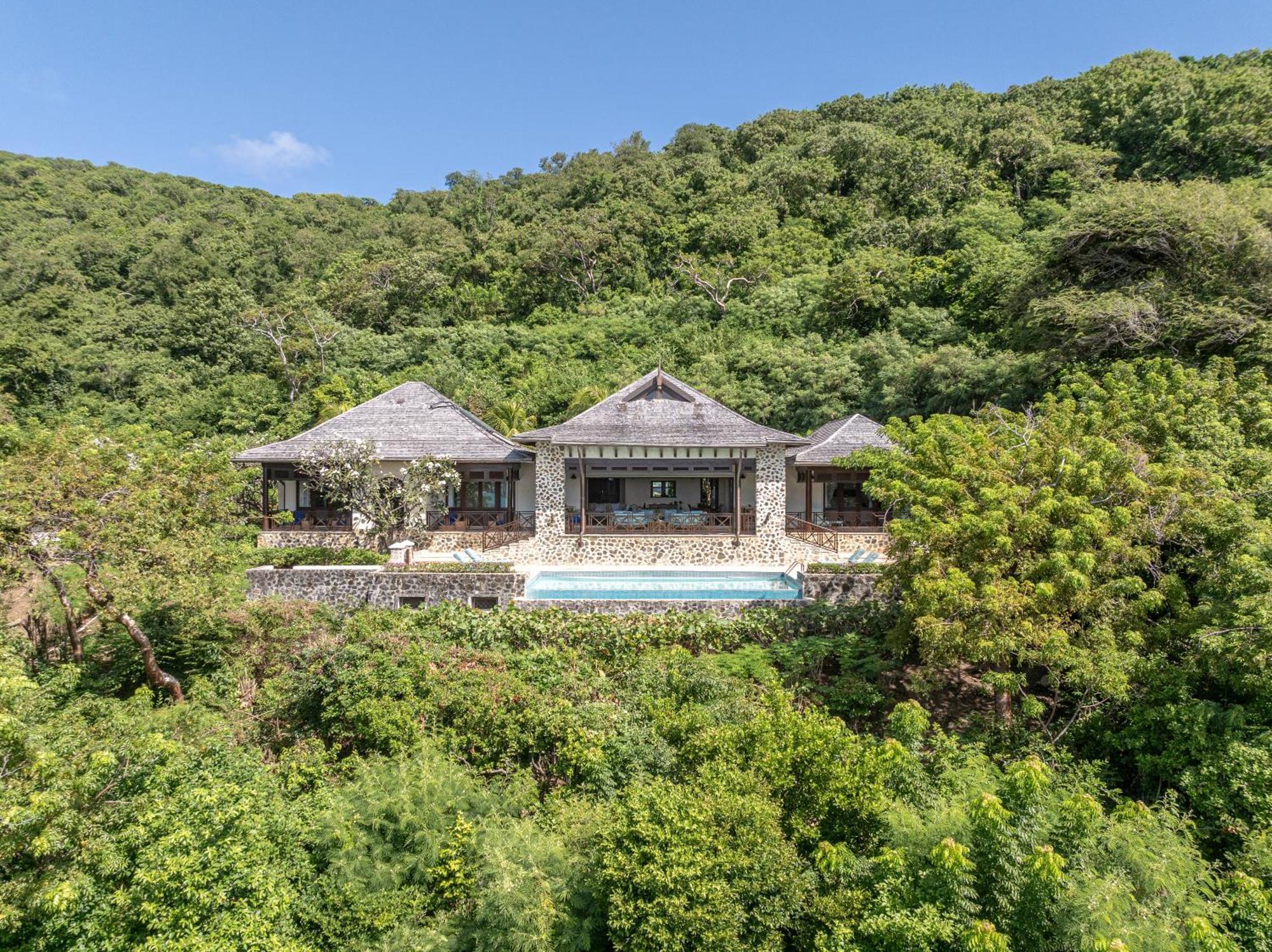 Canouan Estate & Hotel Charlestown
