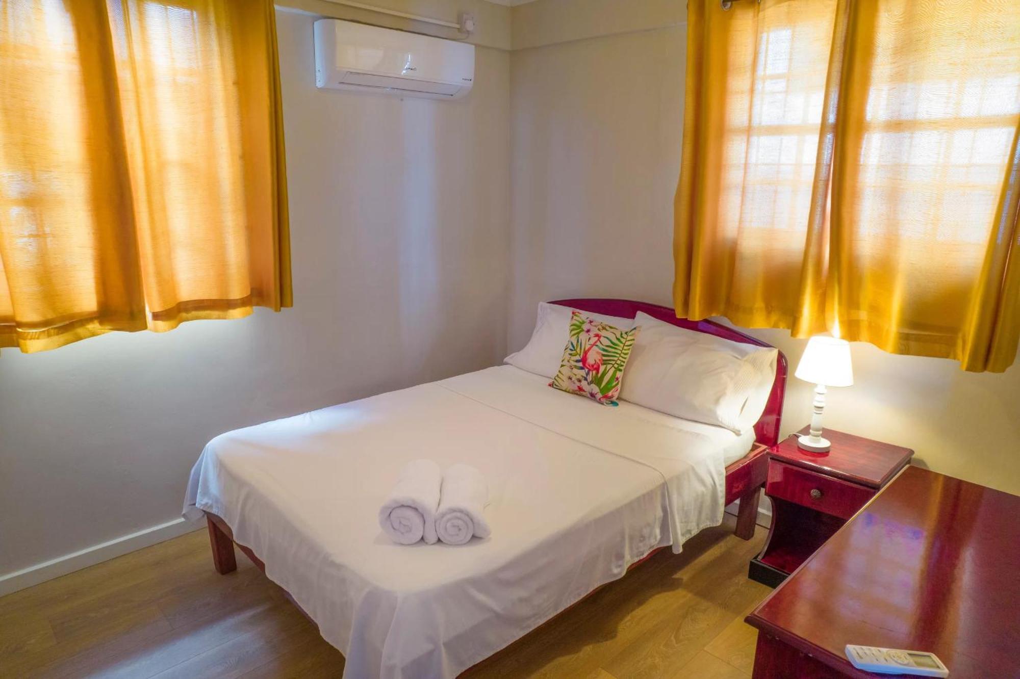 Morne Seaview Apartment *
