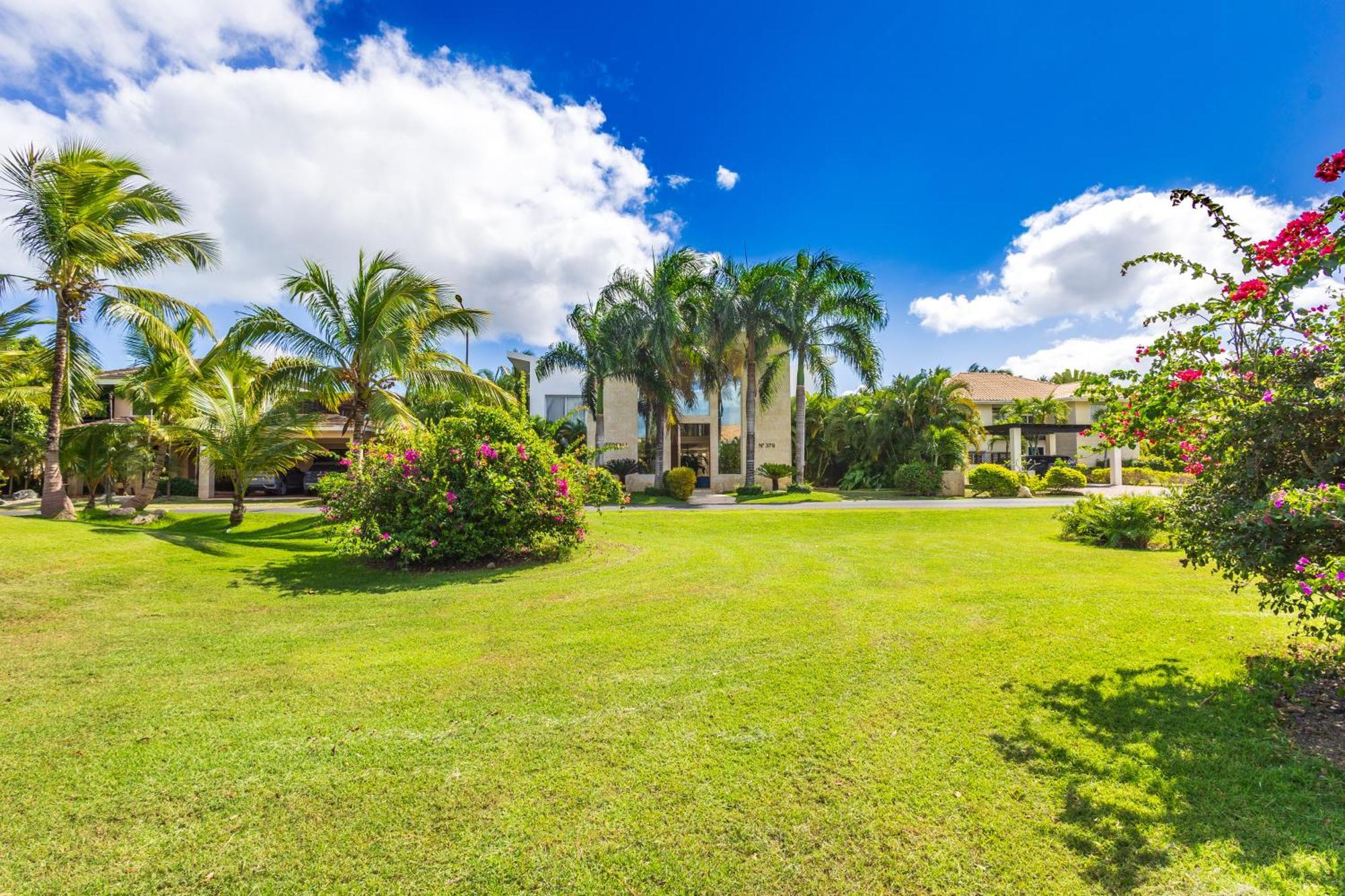 Luxury In - Exclusive Waterfall With Private Pool, Bbq, Maid, Golf Pousada Punta Cana